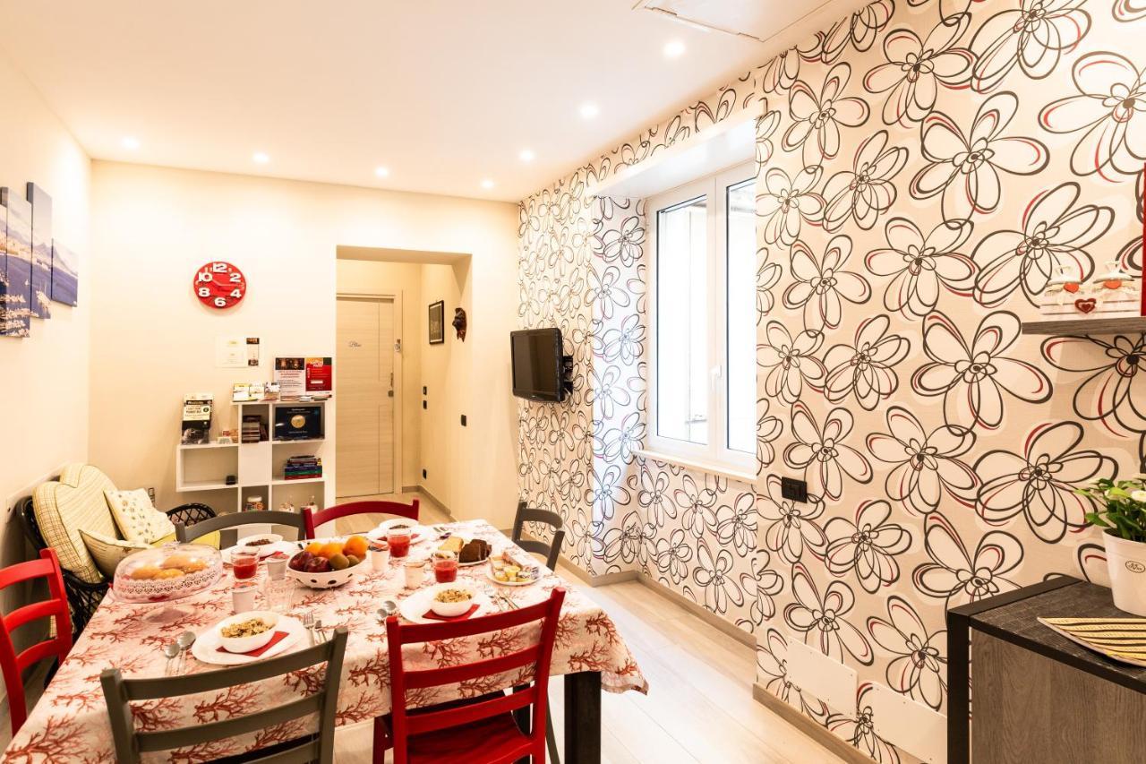 Starita Bed & Pizza Bed & Breakfast Наполи Екстериор снимка