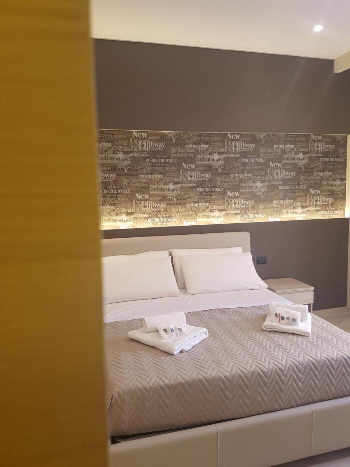 Starita Bed & Pizza Bed & Breakfast Наполи Екстериор снимка